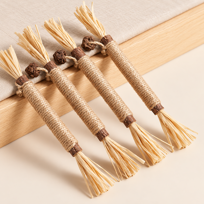 Natural Silvervine Cat Chew Sticks – Raffia, Jute & Gall Fruit Teething Toys